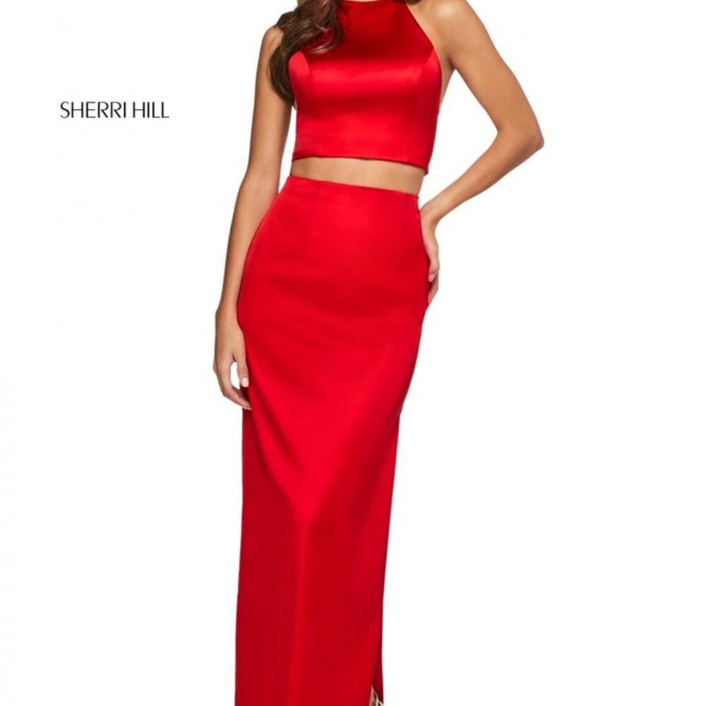 SHERRI HILL 53650  RED  SIZE 8